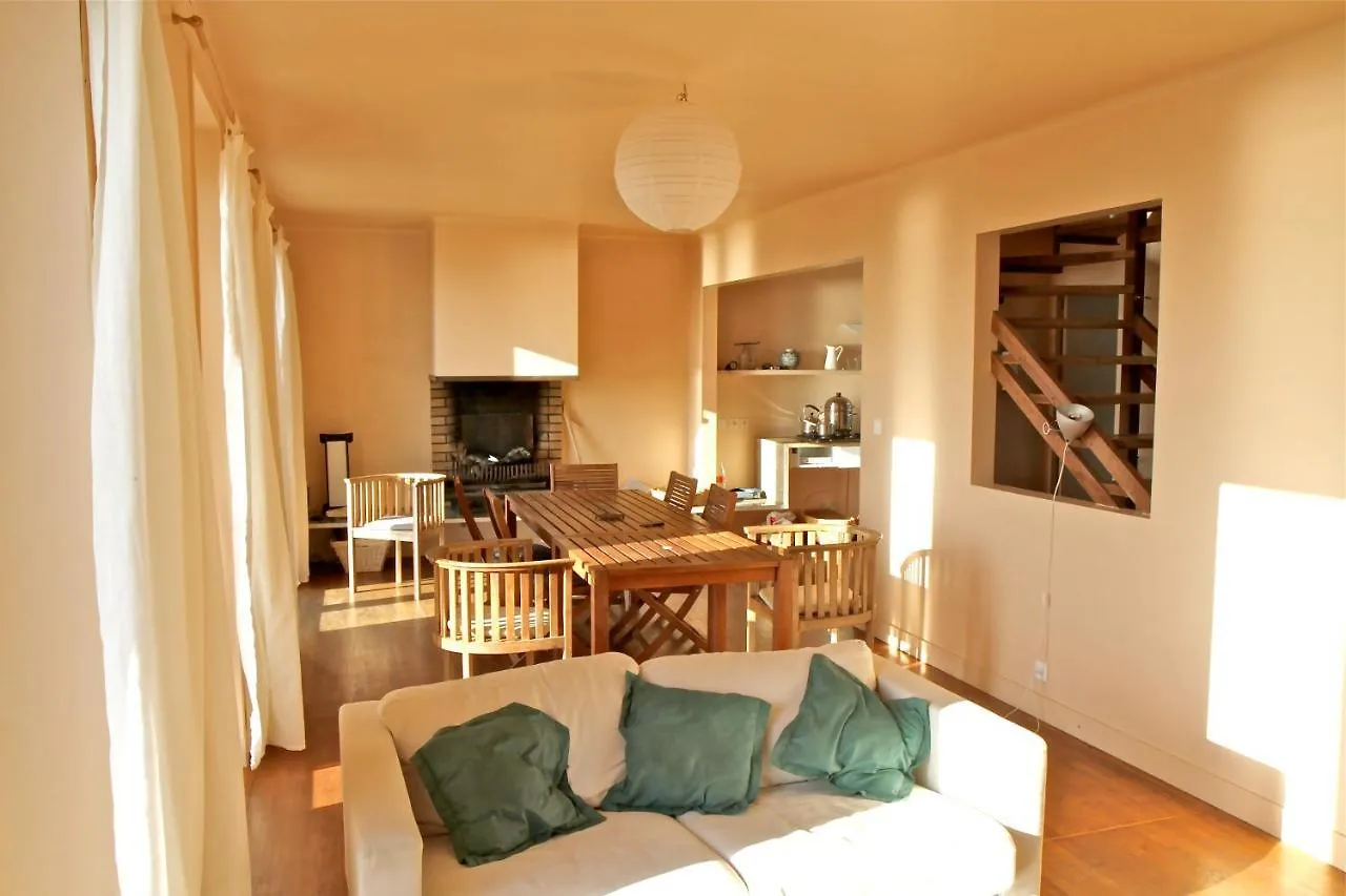 Maison De 5 Chambres A Moelan Sur Mer Avec Magnifique Vue Sur La Mer Jardin Amenage Et Wifi A 200 M De La Plage 0*, Moëlan-sur-Mer Frankrijk